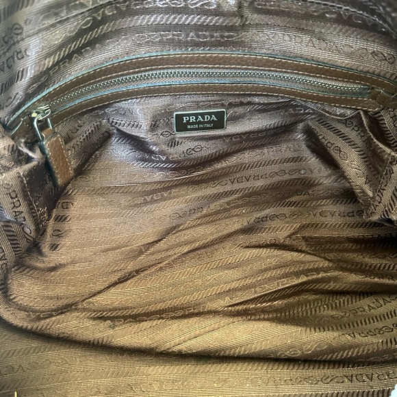 Prada - Vitello Daino Logo Bauletto - Picture 2 of 2